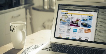 Мебельный производитель IKEA в 2018 году будет вести торговлю, привлекая интернет-магазины