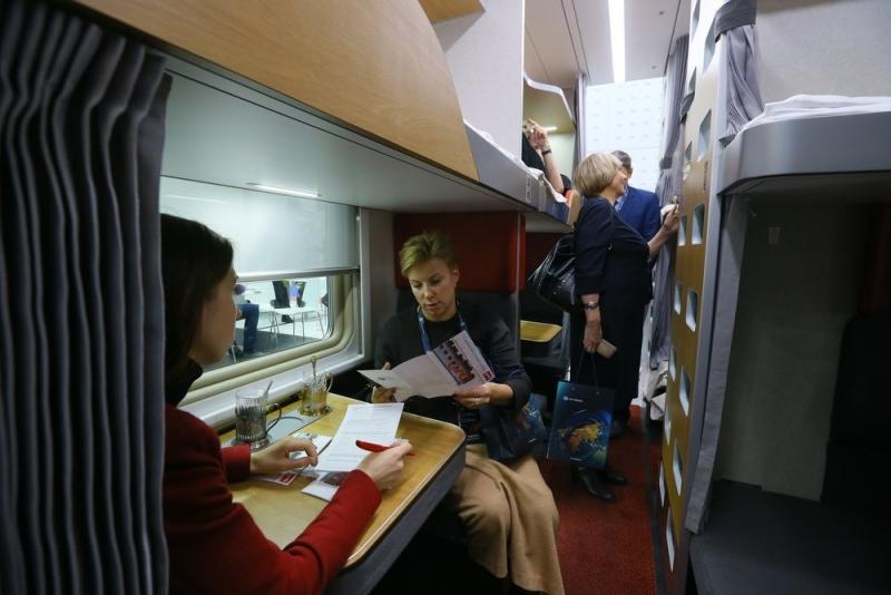 В Екатеринбург прибыли новые вагоны, которые будут в составе летних поездов на Анапу