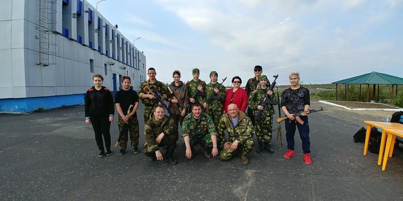 Фонд «Полярный лис» провел первую в Заполярье военно-спортивную игру «Зарница»