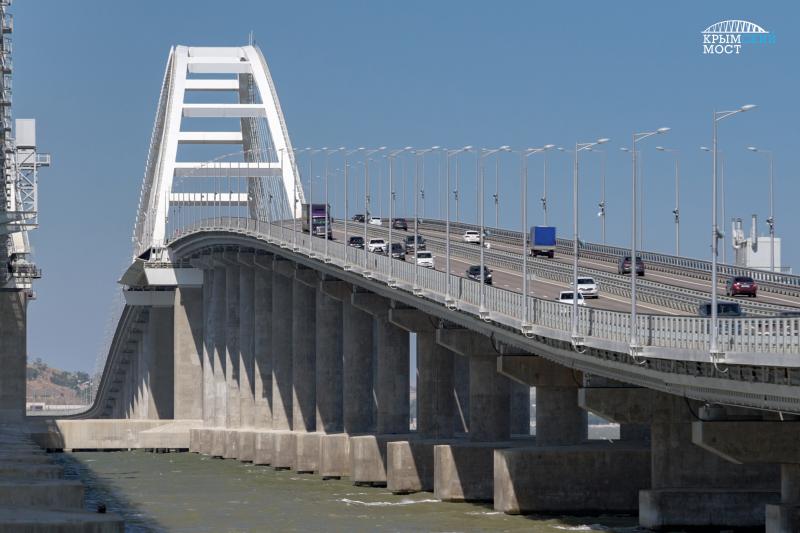 Более 7,5 миллионов транспортных средств проехало по Крымскому мосту