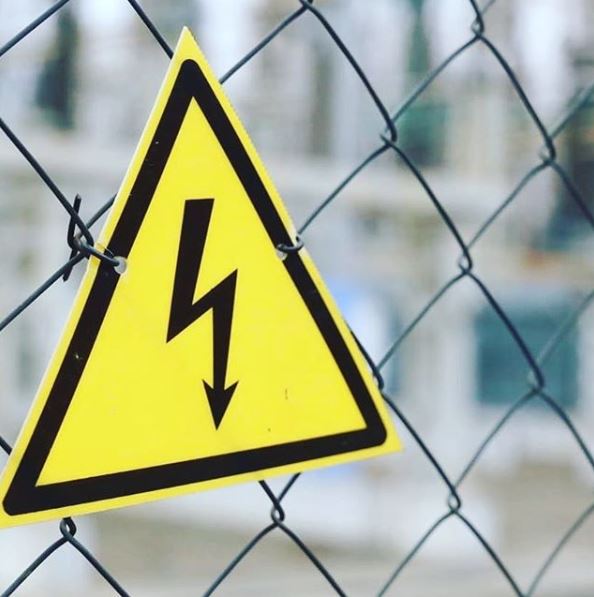«Россети Кубань» предупреждает жителей Новороссийска и его пригорода о соблюдении правил электробезопасности вблизи энергообъектов