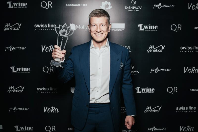 «Хрустальный Лотос» 2019: выбран победитель в
номинации «Лучший стоматолог»