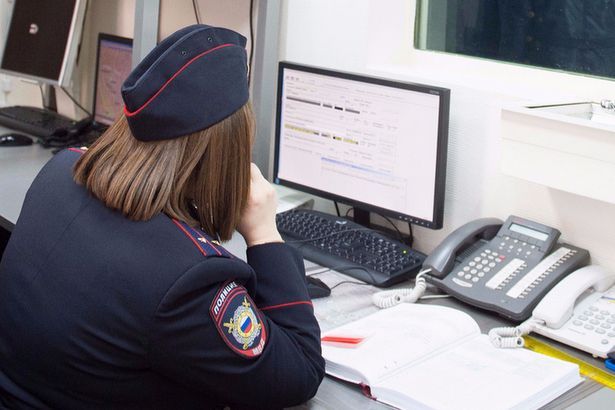 Оперативники Красносельского района задержали подозреваемого в грабеже