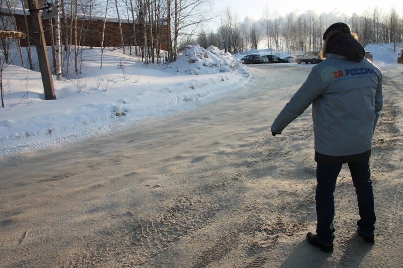 Активисты ОНФ в Коми добились внесения в план капремонта двух убитых дорог в Сыктывкаре