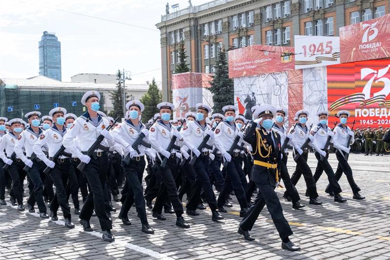 Морской отряд озерской ордена Красной Звезды дивизии принял участие в генеральной репетиции парада победы в Екатеринбурге