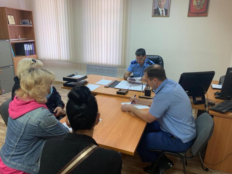 Приволжский транспортный прокурор Дмитрий Конош провел личный прием граждан и представителей организаций в городе Сызрани Самарской области
