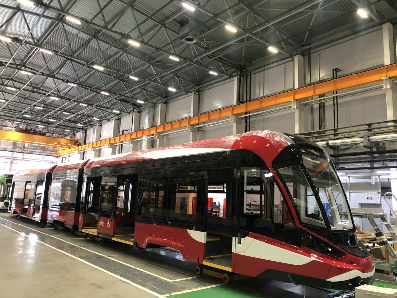 Первый в России алюминиевый трамвай впервые показали на Невском заводе электрического транспорта