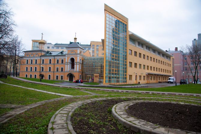 В больнице имени Сперанского спасли жизнь девочке с тяжелой черепно-мозговой травмой