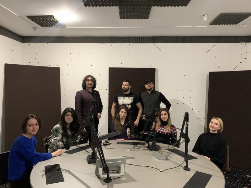Общественники из ОНФ в Кабардино-Балкарии помогли начинающим журналистам подготовить свои первые авторские программы для республиканского радио