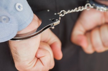 На Арбате полицейские задержали подозреваемого в попытке сбыта государственных наград СССР