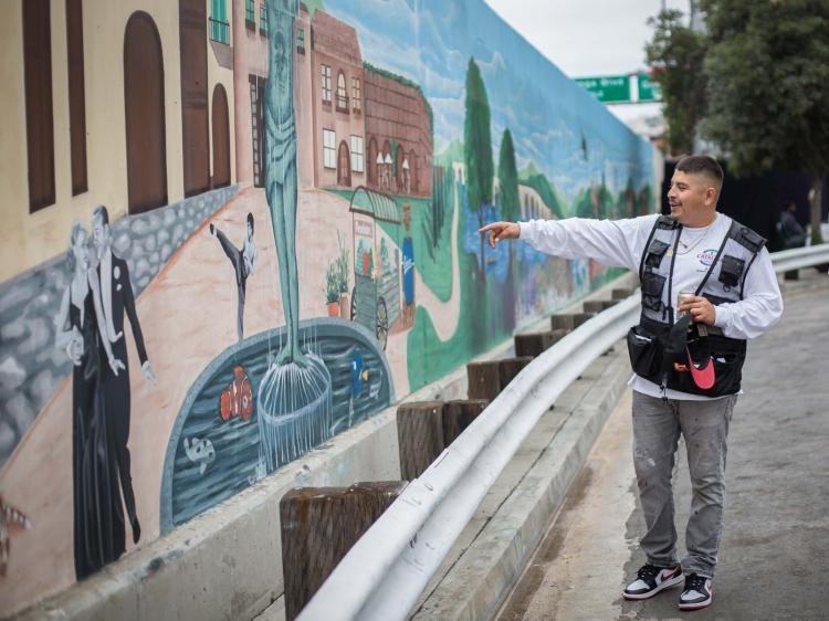 Восстановленное граффити помогает объединить Голливуд