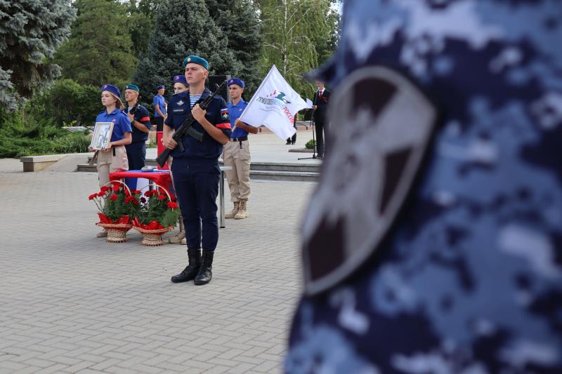 Сотрудники Росгвардии приняли участие в перезахоронении останков красноармейца на Ставрополье