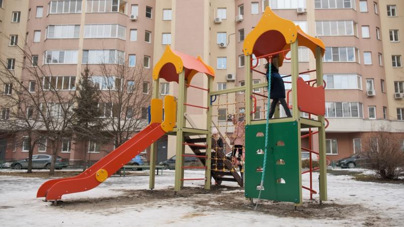 Фонд «Милосердие» открыл две новые детские площадки в Екатеринбурге