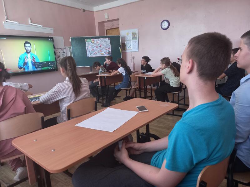 В учебных заведениях Новосибирской области проходят профилактические мероприятия для подростков и молодежи