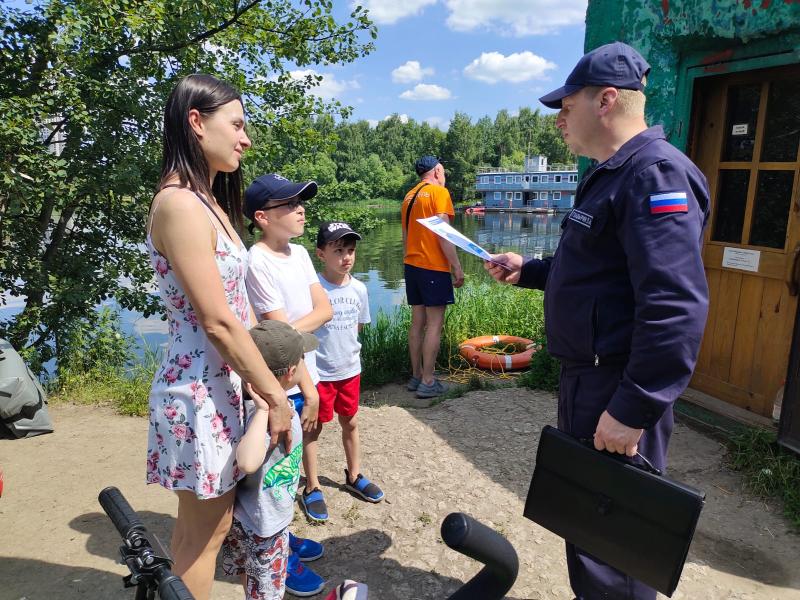 О безопасном отдыхе рассказали отдыхающим