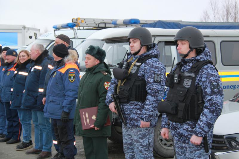 В Новосибирской области сотрудники вневедомственной охраны Росгвардии приняли участие в смотре готовности сил и средств, привлекаемых для ликвидации чрезвычайных ситуаций