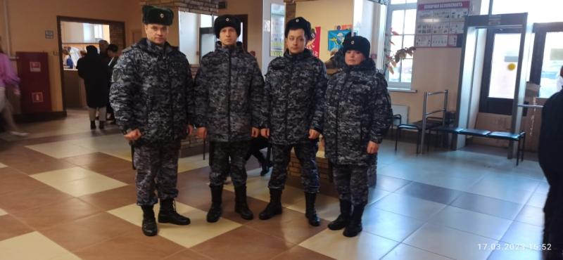 Форма контролера кпп. Гбр нива. Служба безопасности — охранники. Профессия секьюрити. Охрана в клину работать с 18 лет.