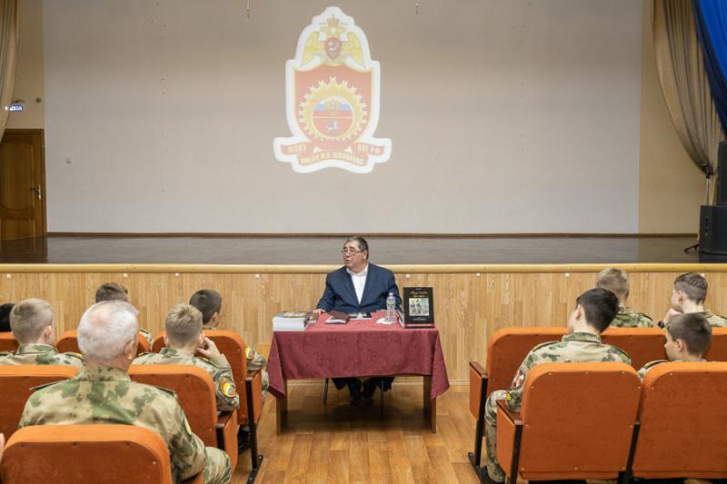 Росгвардия провела презентацию первой книги  для подростков (ВИДЕО)