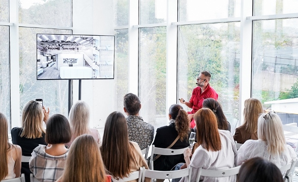 На открытии новых студий компании «Мария» в Сочи и Барнауле выступил эксперт фабрики