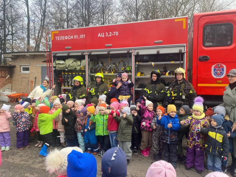  Маленькие почемучки научились правилам пожарной безопасности