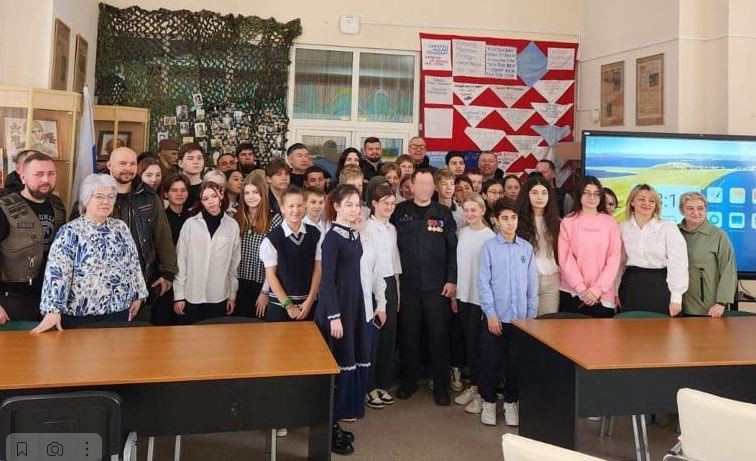 ОМОН «Авангард» и «Ночные волки» провели Урок мужества для московских школьников