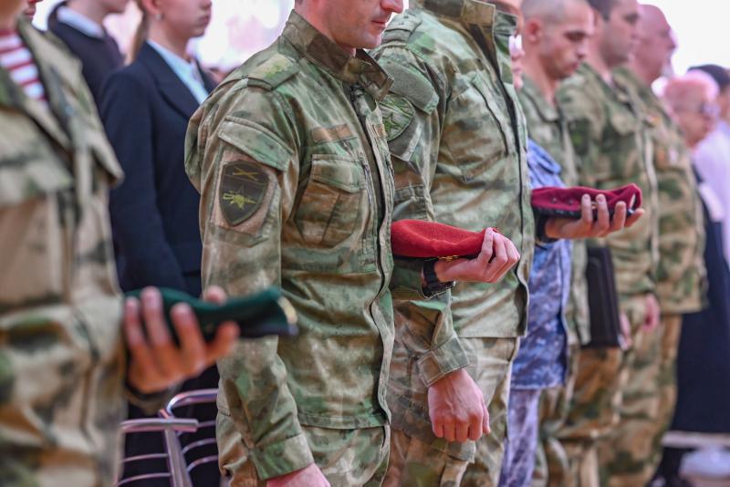На Ставрополье в День Героев Отечества росгвардейцы почтили память боевого товарища