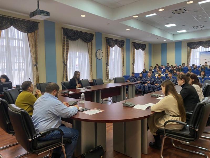 В Ставрополе сотрудники Росгвардии приняли участие в мероприятиях ко Дню Конституции