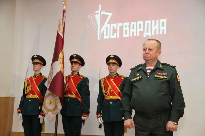 В Казани воинской части Росгвардии вручили Боевое знамя нового образца