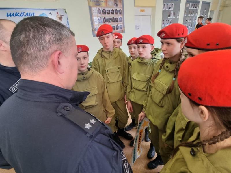 Юнгвардейцы стали призерами военно-спортивных соревнований «Тропою Героев»