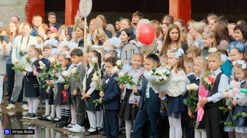 Томичам рассказали подробности процесса зачисления детей в первый класс