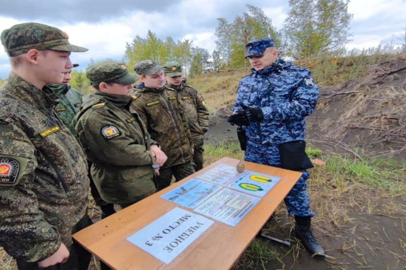 Сотрудники Росгвардии приняли участие в организации военно-патриотического сбора «СТРАЖ — 2024»