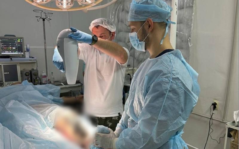 Разработанные в ЛЭТИ портативные рентгеновские аппараты переданы госпиталю в Мариуполе