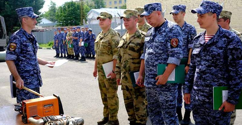 В Орле стартовал летний период подготовки росгвардейцев