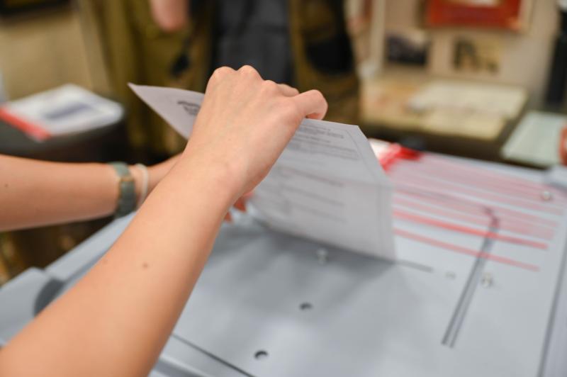 Партийцы Ленинского округа определились с кандидатами на предстоящие выборы