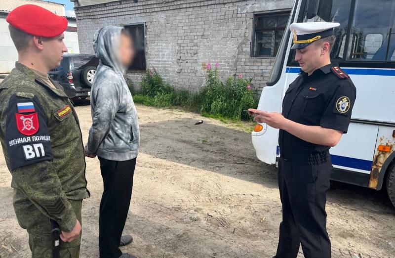 Офицеры военного следственного отдела по гарнизону Северодвинск провели рейд в автомастерских города