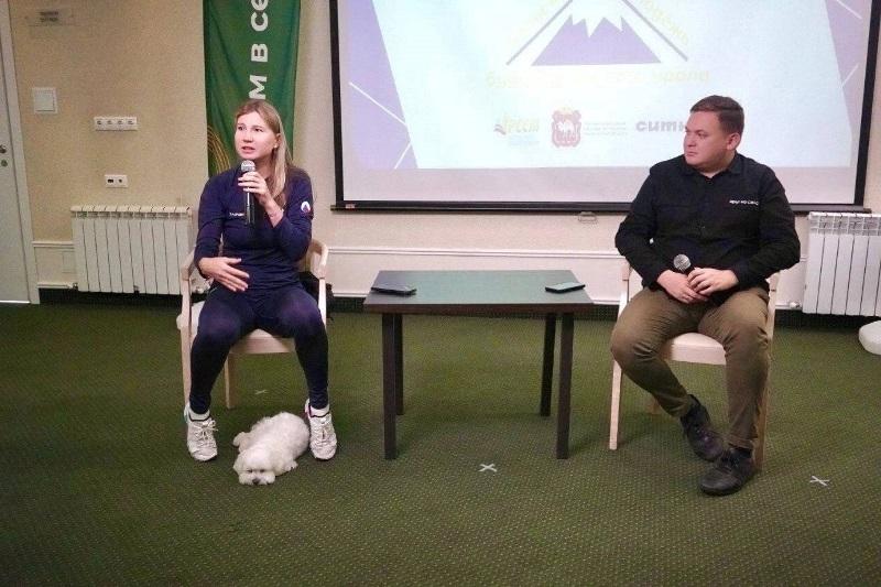 Офицер Росгвардии Ольга Фаткулина рассказала о своей спортивной карьере на форму сельской молодежи Южного Урала