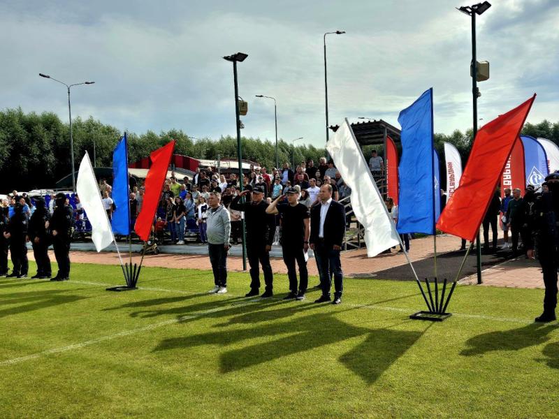 В честь Дня Государственного флага Российской Федерации подмосковные росгвардейцы провели спортивные соревнования