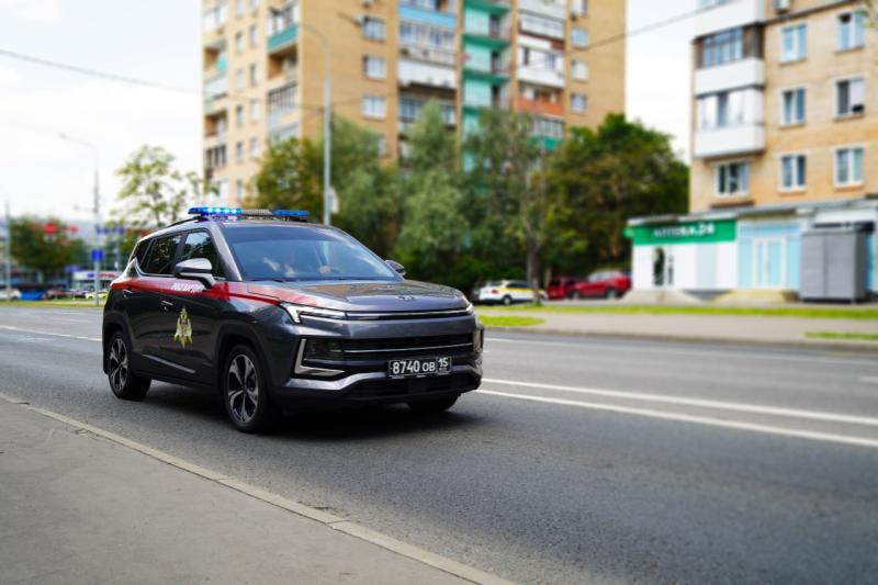 Росгвардейцы задержали мужчину, напавшего на бригаду скорой помощи в Москве