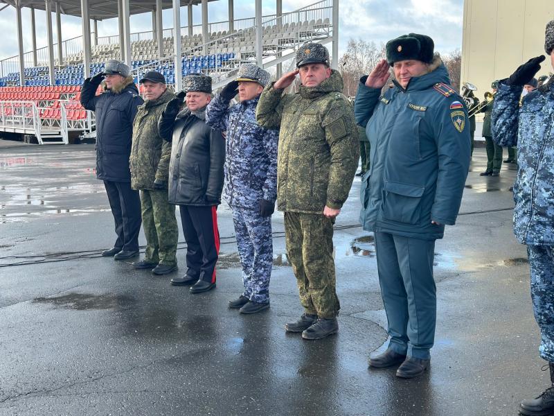 К обороне готовы: пензенские росгвардейцы продемонстрировали навыки предупреждения и ликвидации ЧС