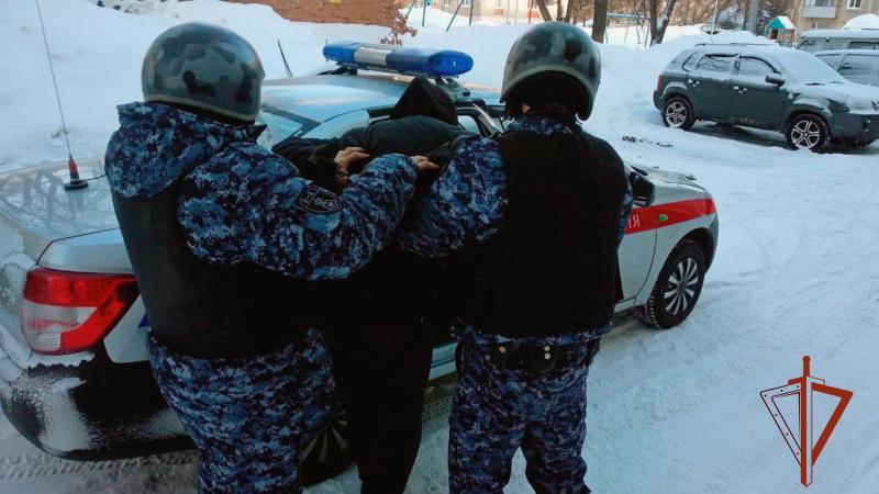 В Тайшете росгвардейцы задержали мужчину, устроившего дебош в отделении банка