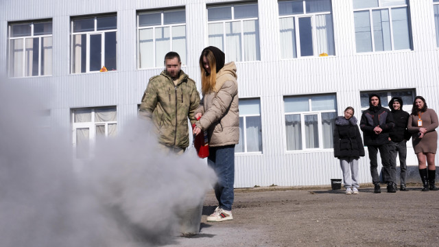 В Херсонской области росгвардейцы провели занятие по пожарной безопасности