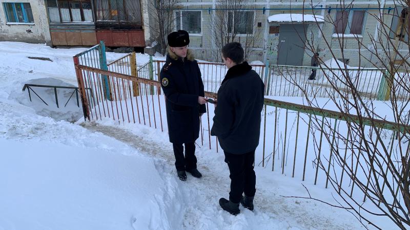 Военные следователи в Гаджиево провели рейд по выявлению нарушений воинского учета среди натурализованных граждан
