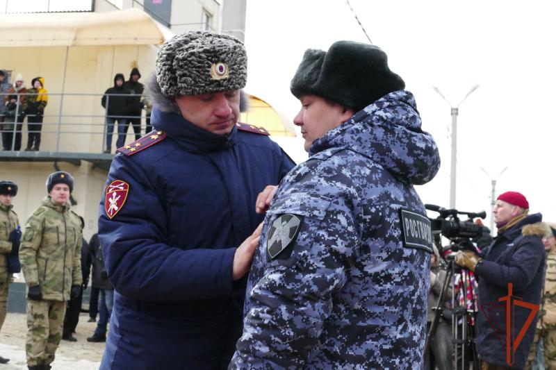 День Росгвардии отметили торжественным построением и показательными выступлениями в Иркутской области
