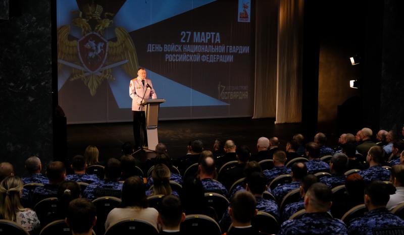 В Йошкар-Оле состоялось торжественное мероприятие, посвященное Дню войск национальной гвардии Российской Федерации
