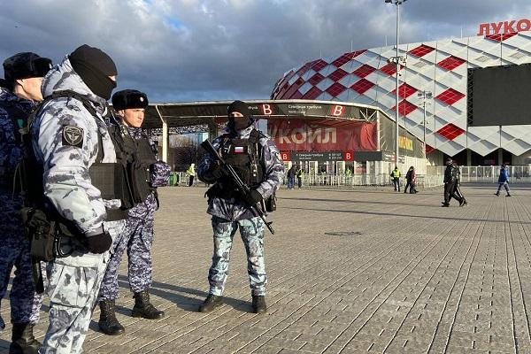 Росгвардейцы обеспечили безопасность проведения  матча РПЛ в Москве