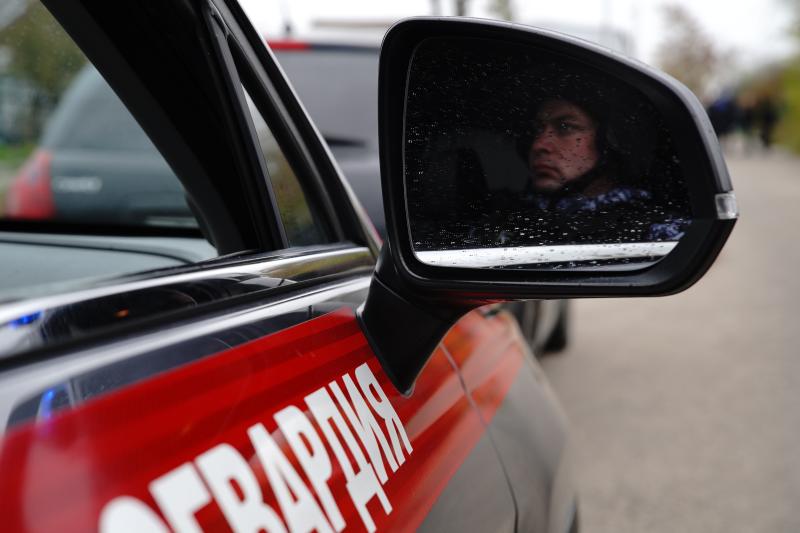 Росгвардейцы задержали напавшего с бутылкой на мужчину в московском МФЦ