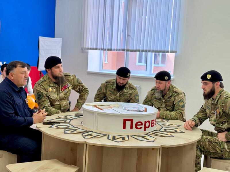 РОСГВАРДЕЙЦЫ В ЧЕЧЕНСКОЙ РЕСПУБЛИКЕ ПРИНЯЛИ УЧАСТИЕ ВО ВСЕРОССИЙСКОЙ АКЦИИ «ПОКОЛЕНИЯ ПОМНЯТ»