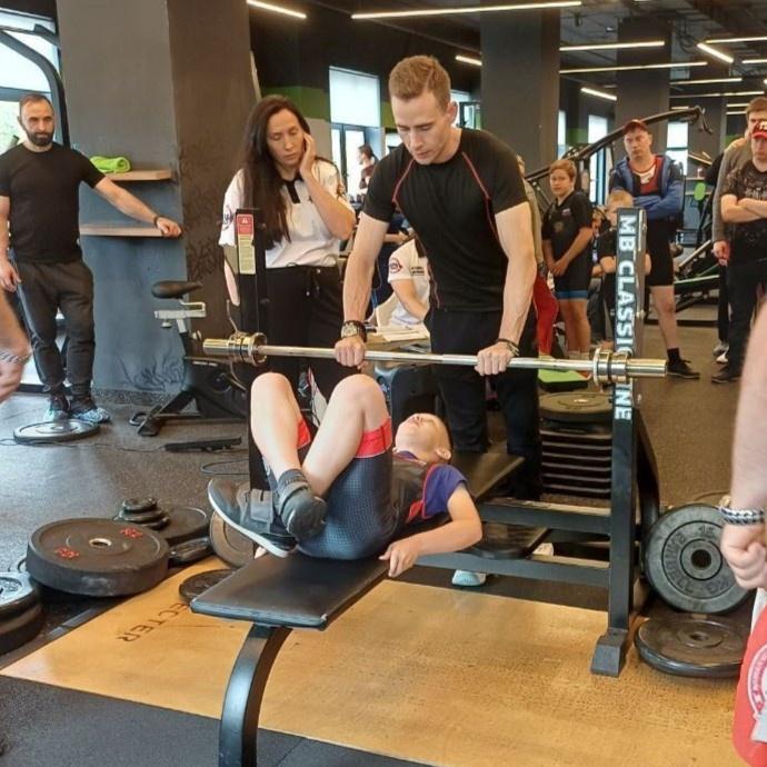 Спортсмены, выступающие под флагом УГМК-Телеком, стали лучшими на Кубке Екатеринбурга по силовым видам спорта!