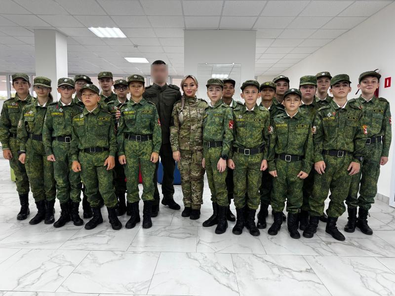 Урок мужества прошел в подшефном кадетском классе Росгвардии в Нарткале