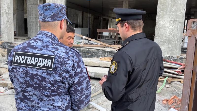 Военные следователи в Калининграде продолжают выявлять граждан, у которых отсутствует отметка о постановке на воинский учет.